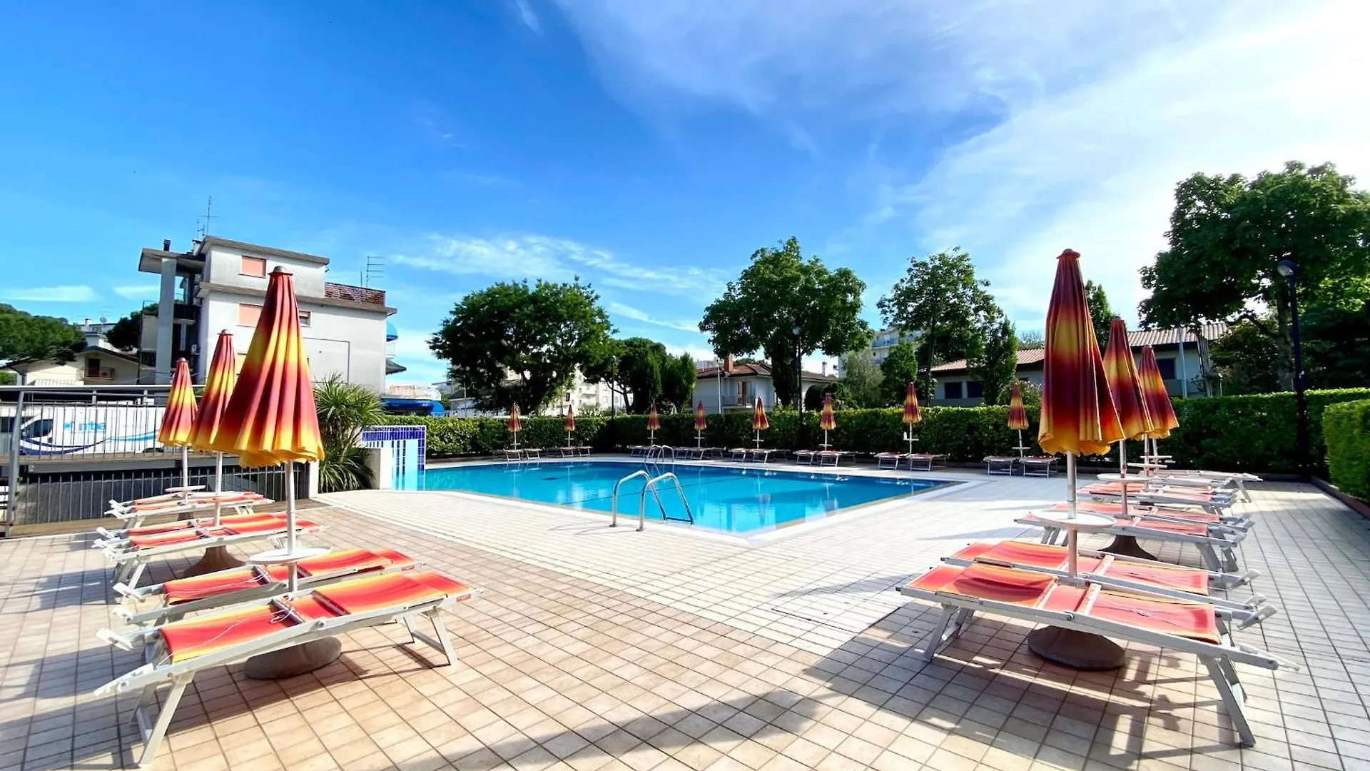 Residence Aurora Park-Carraro Immobiliare Jesolo-Family Apartments  Lido di Jesolo